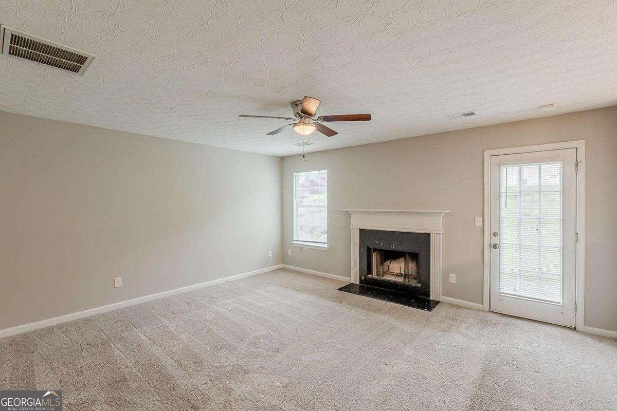 4139 Kensington Cove Property Photo 8