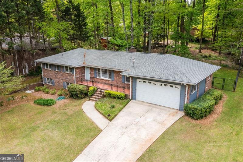 2558 Landeau Property Photo 1