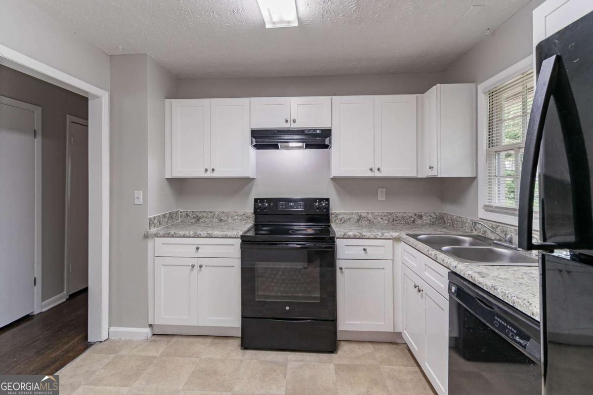 5340 The Savoy Street Property Photo 12