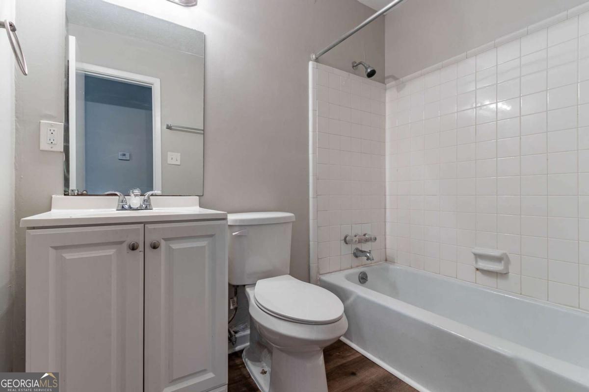 5340 The Savoy Street Property Photo 18