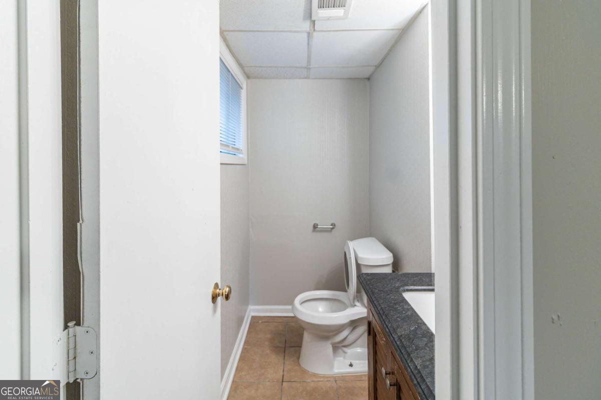 5802 Oakleaf Drive Property Photo 15