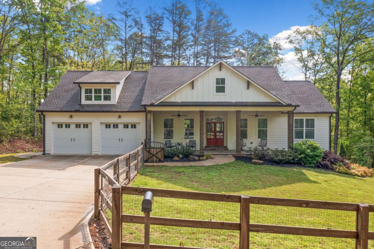 672 Dogwood Drive Property Photo 1