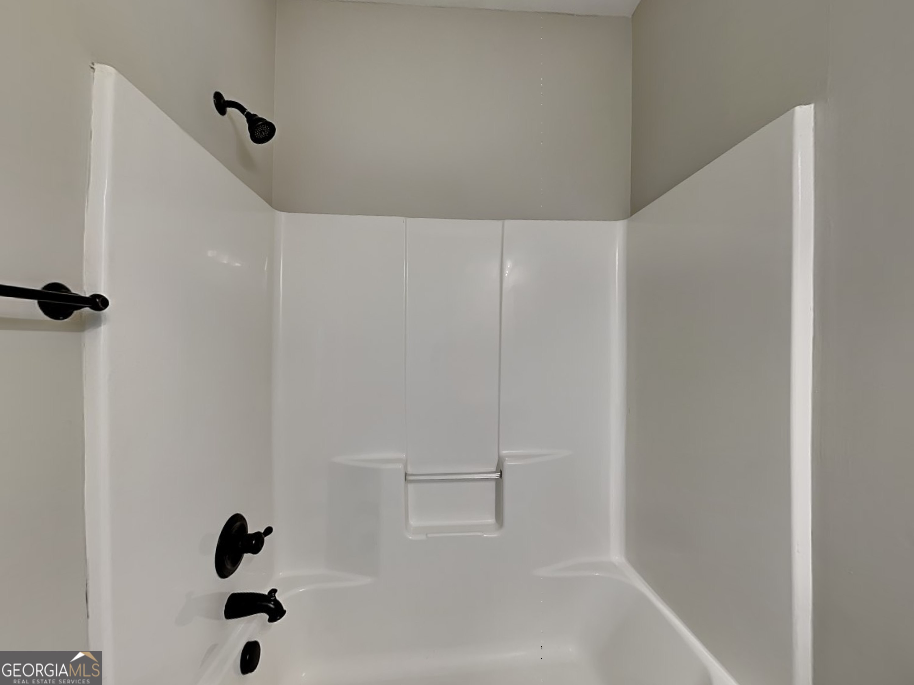 305 Mango Court Property Photo 8