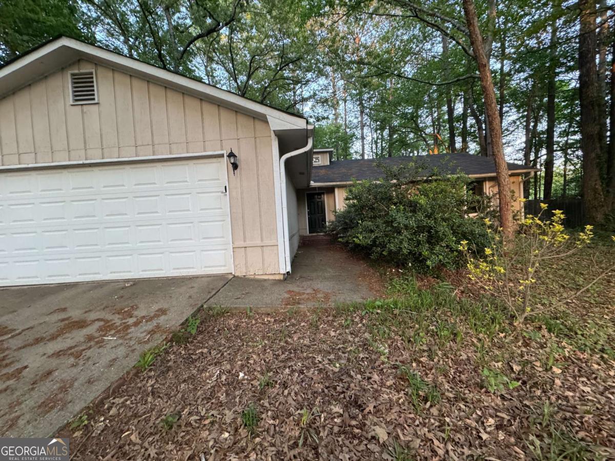 655 Raven Court Property Photo 1