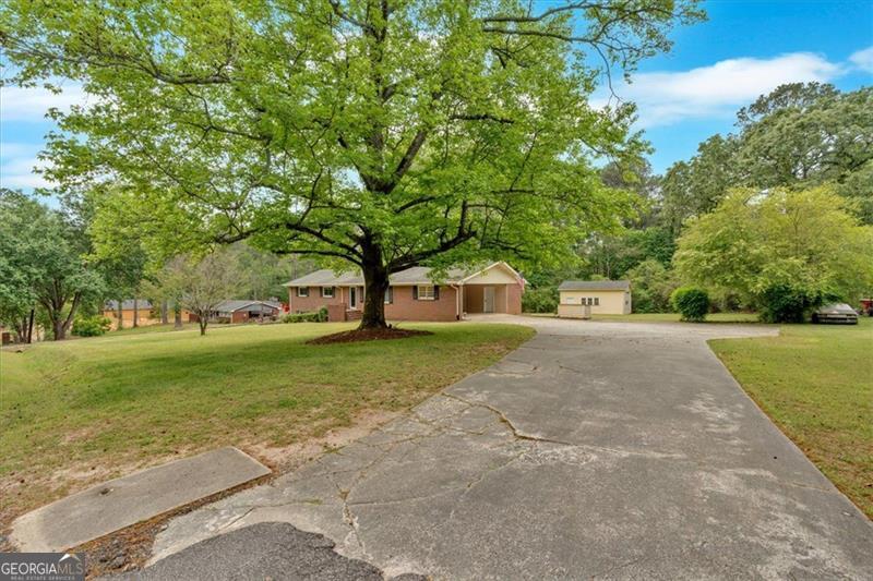 115 Pine Tree Drive Property Photo 1