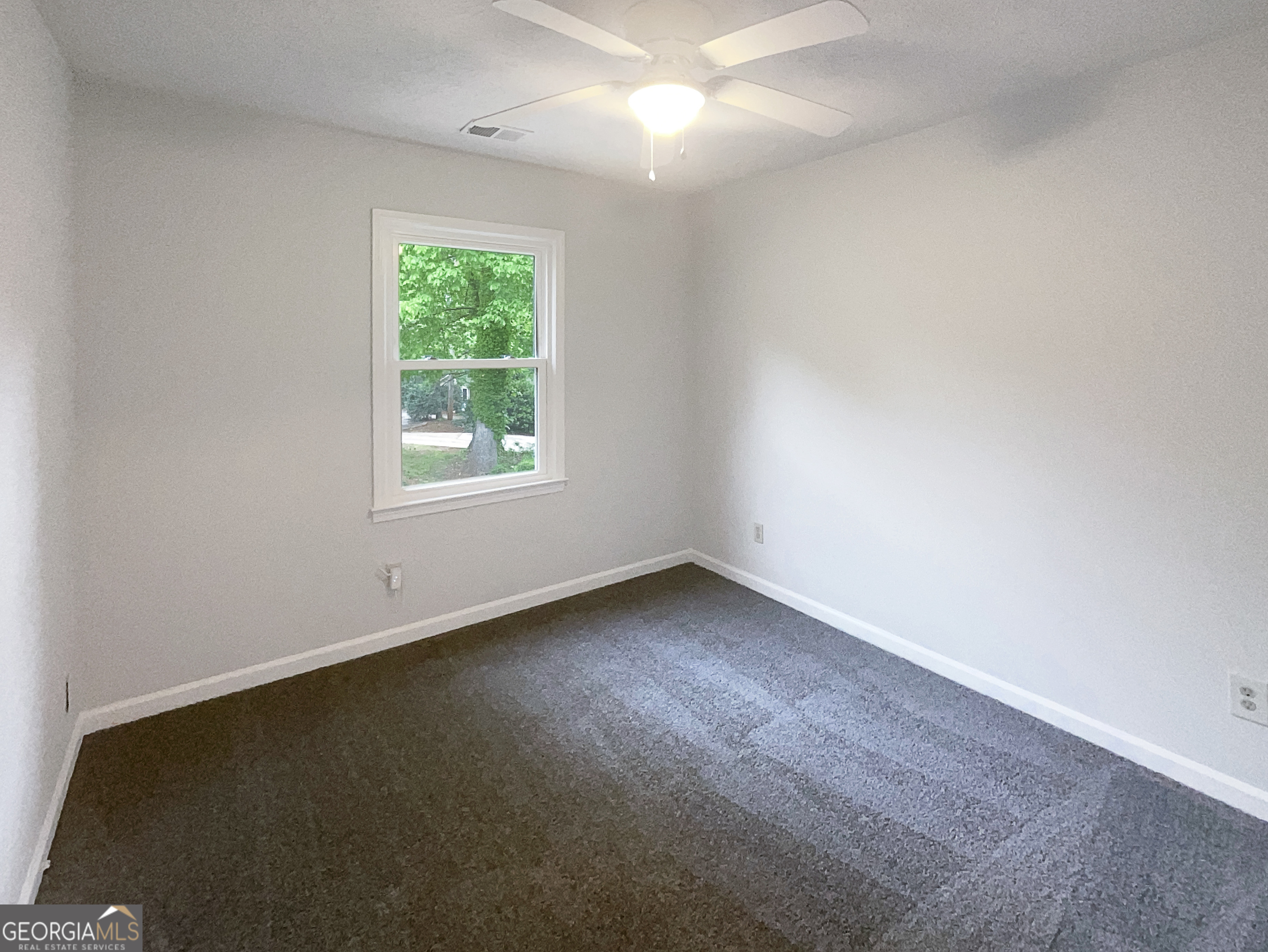 2067 Wellborn Close Property Photo 13