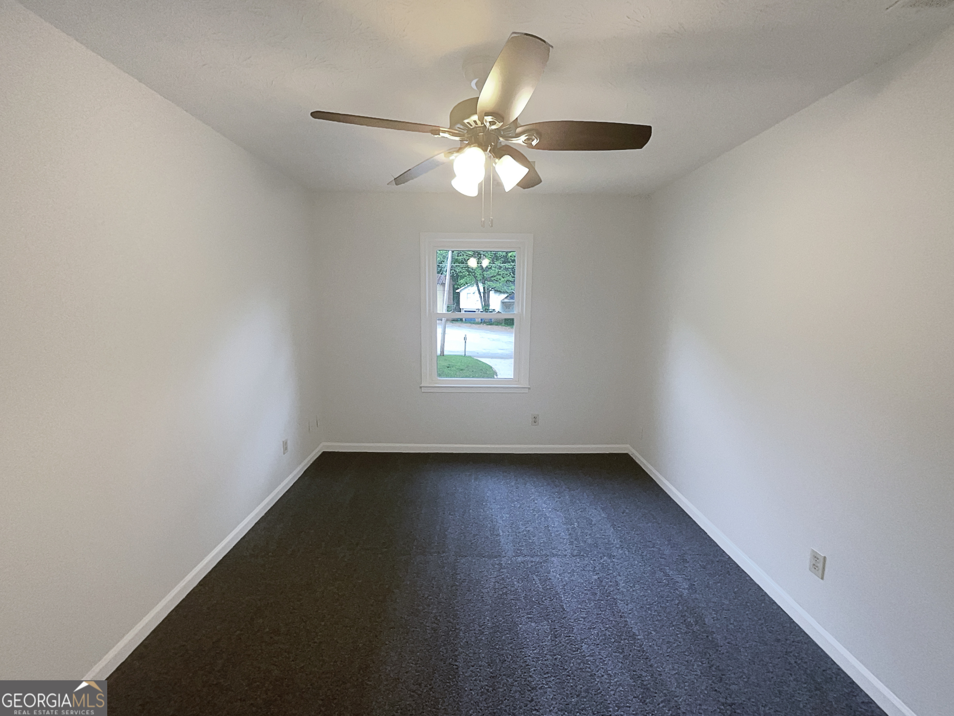 2067 Wellborn Close Property Photo 14