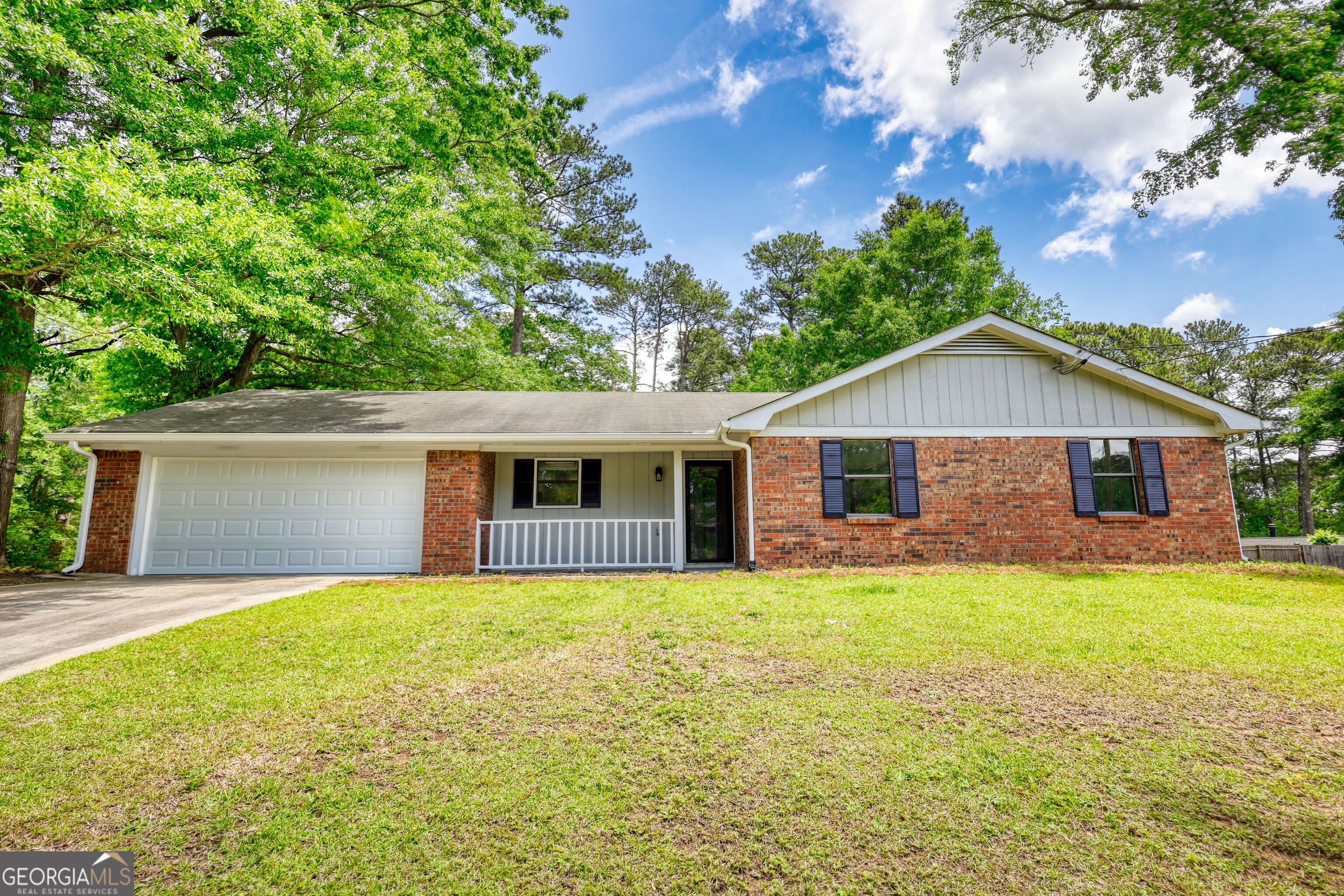 2931 Randolph Court Ne Property Photo 1