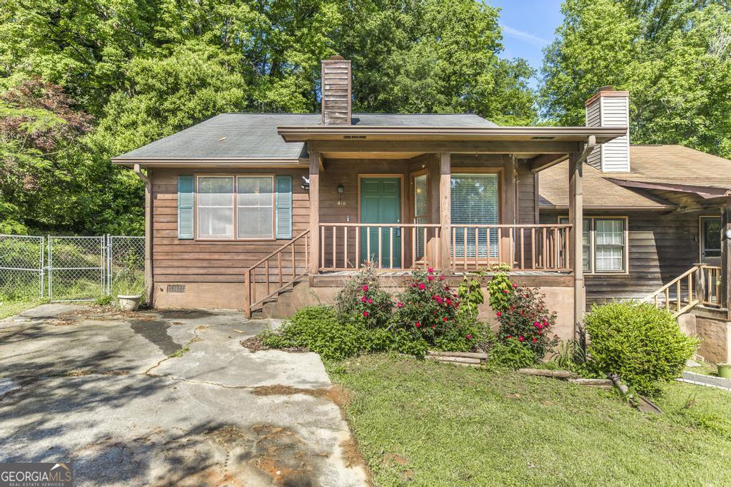 410 Steeplechase Property Photo 1