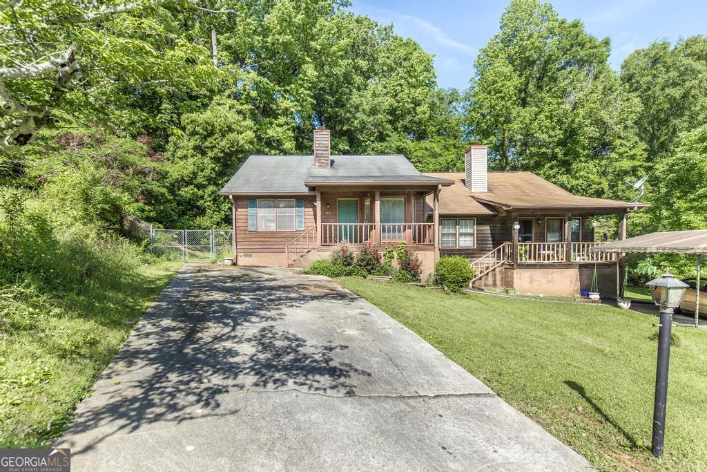 410 Steeplechase Property Photo 2