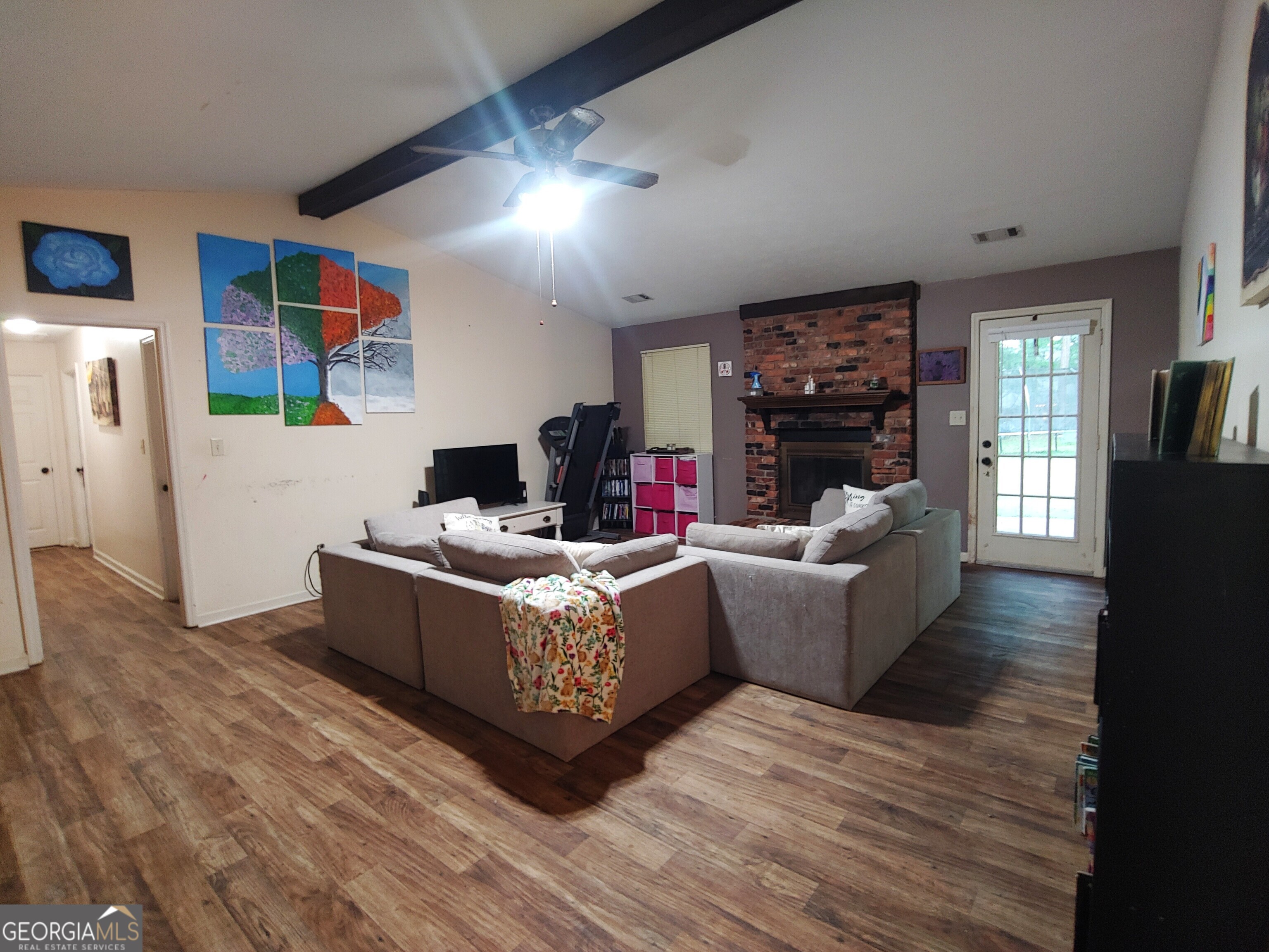108 Cedar Creek Court Property Photo 3