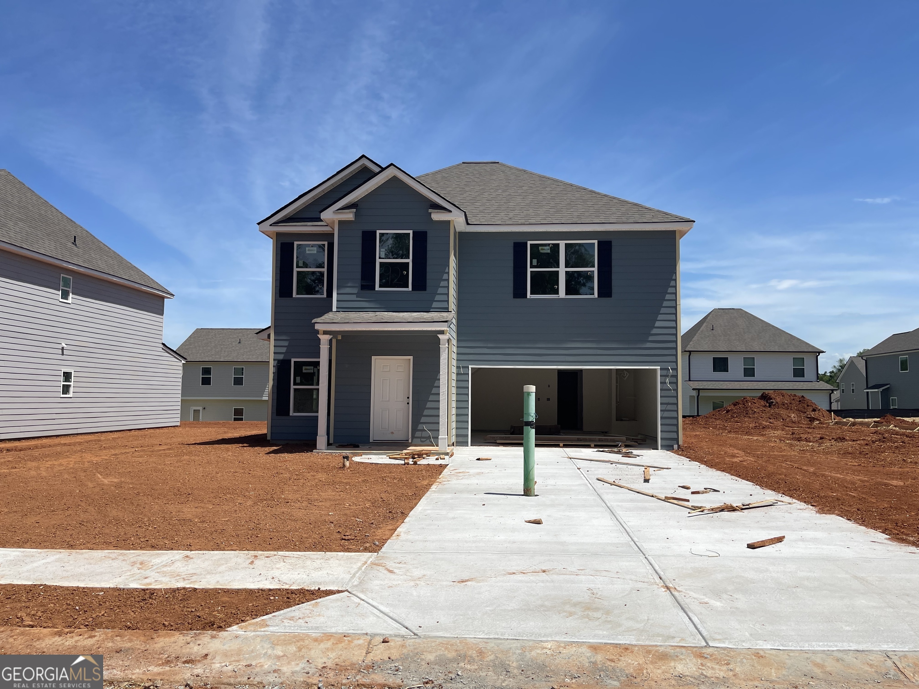 211 Wl Miller Drive Property Photo