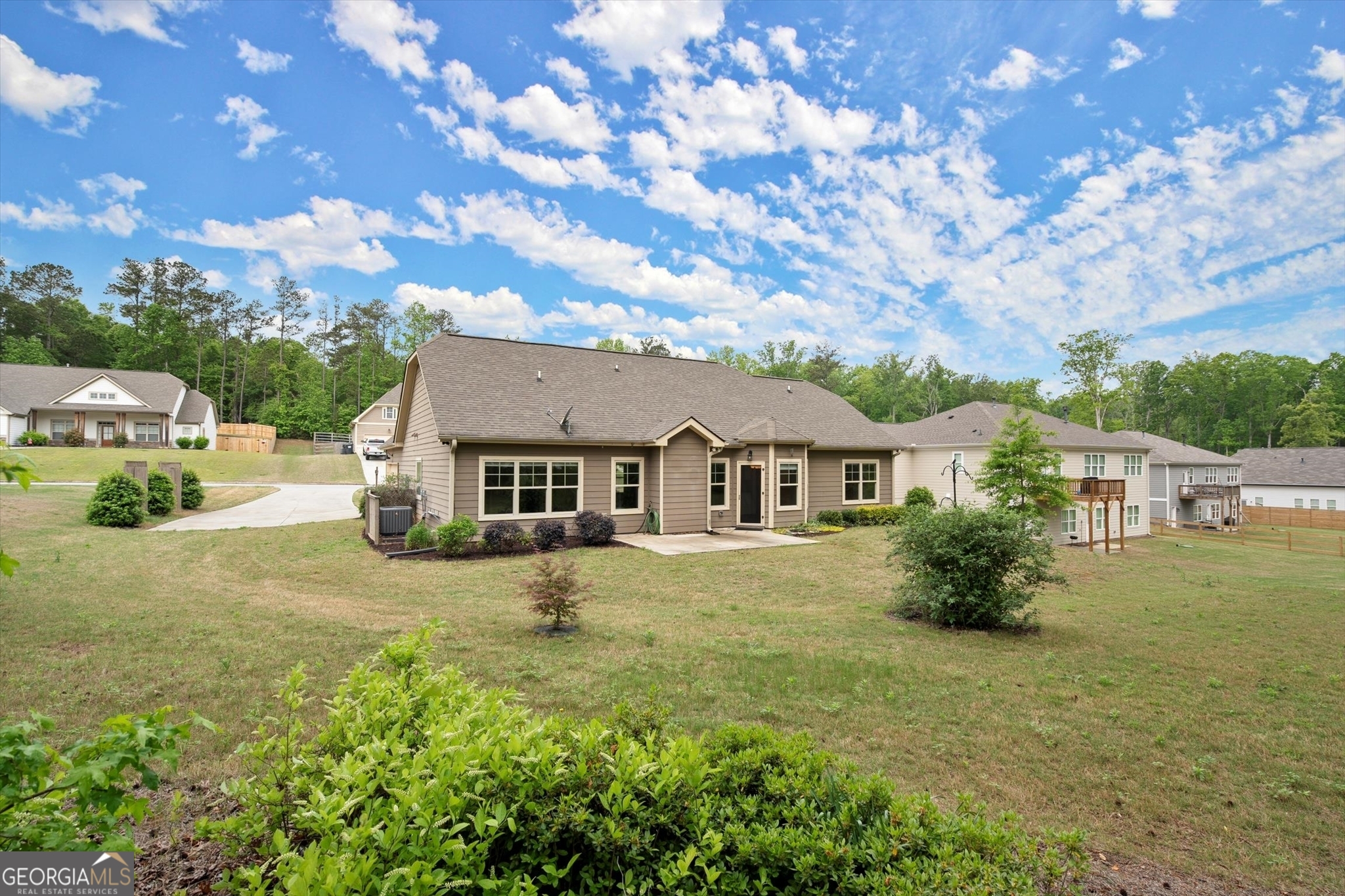 74 Stonegate Court Property Photo 41