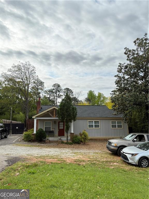 155 E Crogan Street Property Photo 1