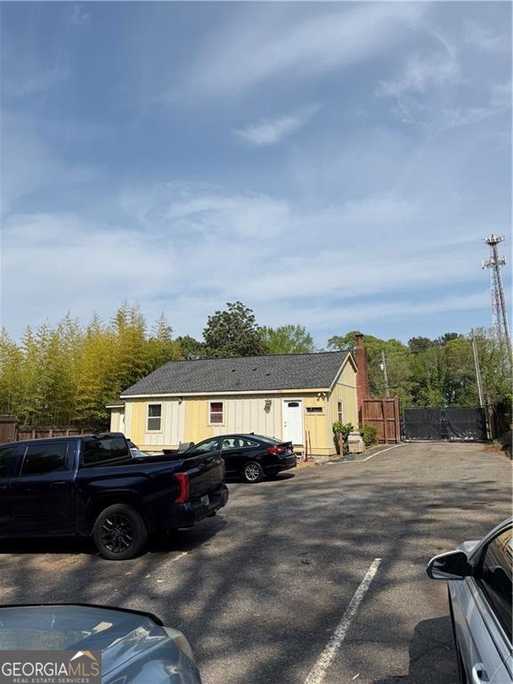155 E Crogan Street Property Photo 15