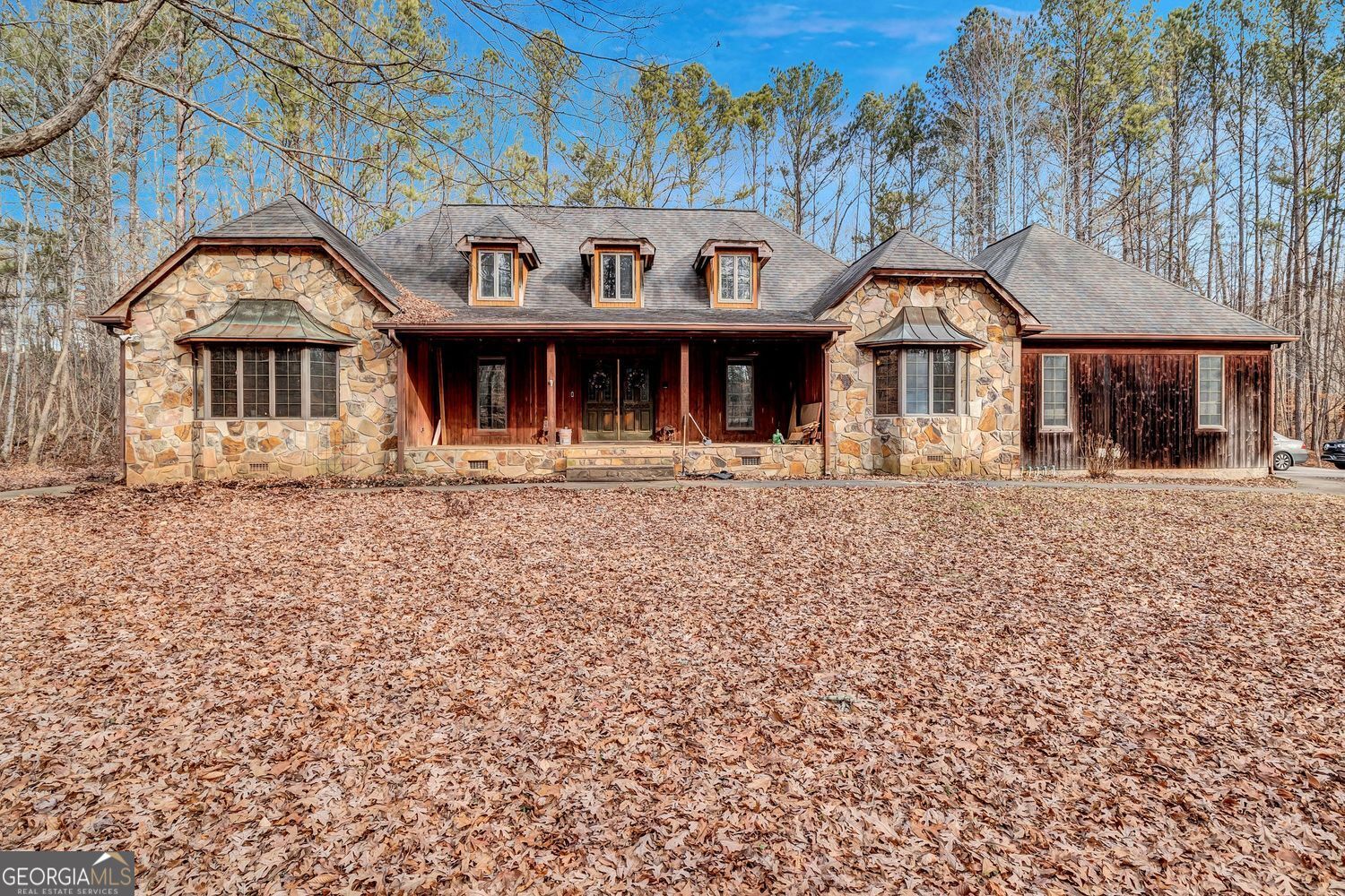 4220 Chapel Hill Farms Drive Property Photo 1