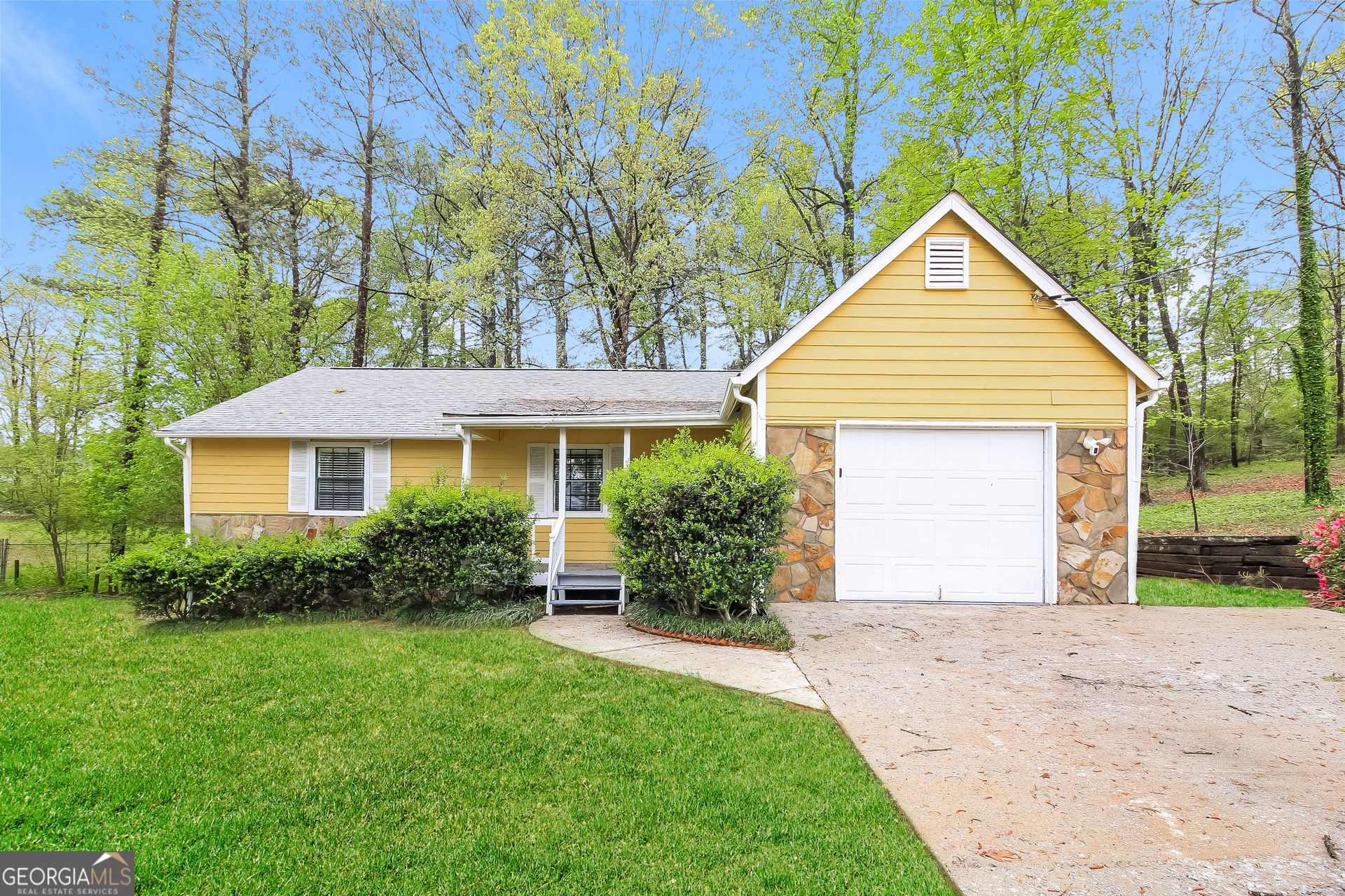5998 Radford Drive Property Photo