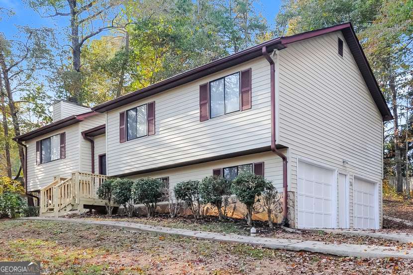 4391 Sandy Plains Road Property Photo 1