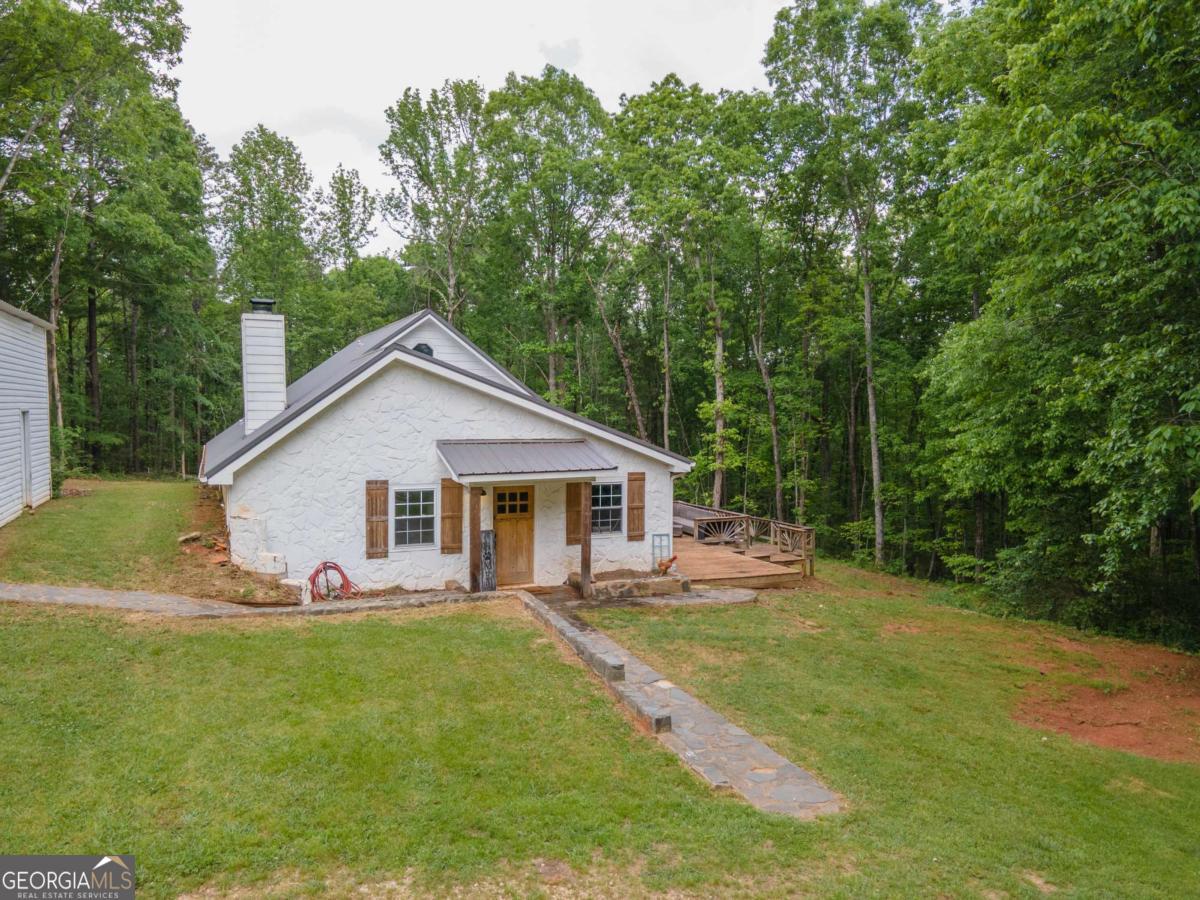 3414 Rock Mills Road Property Photo 3