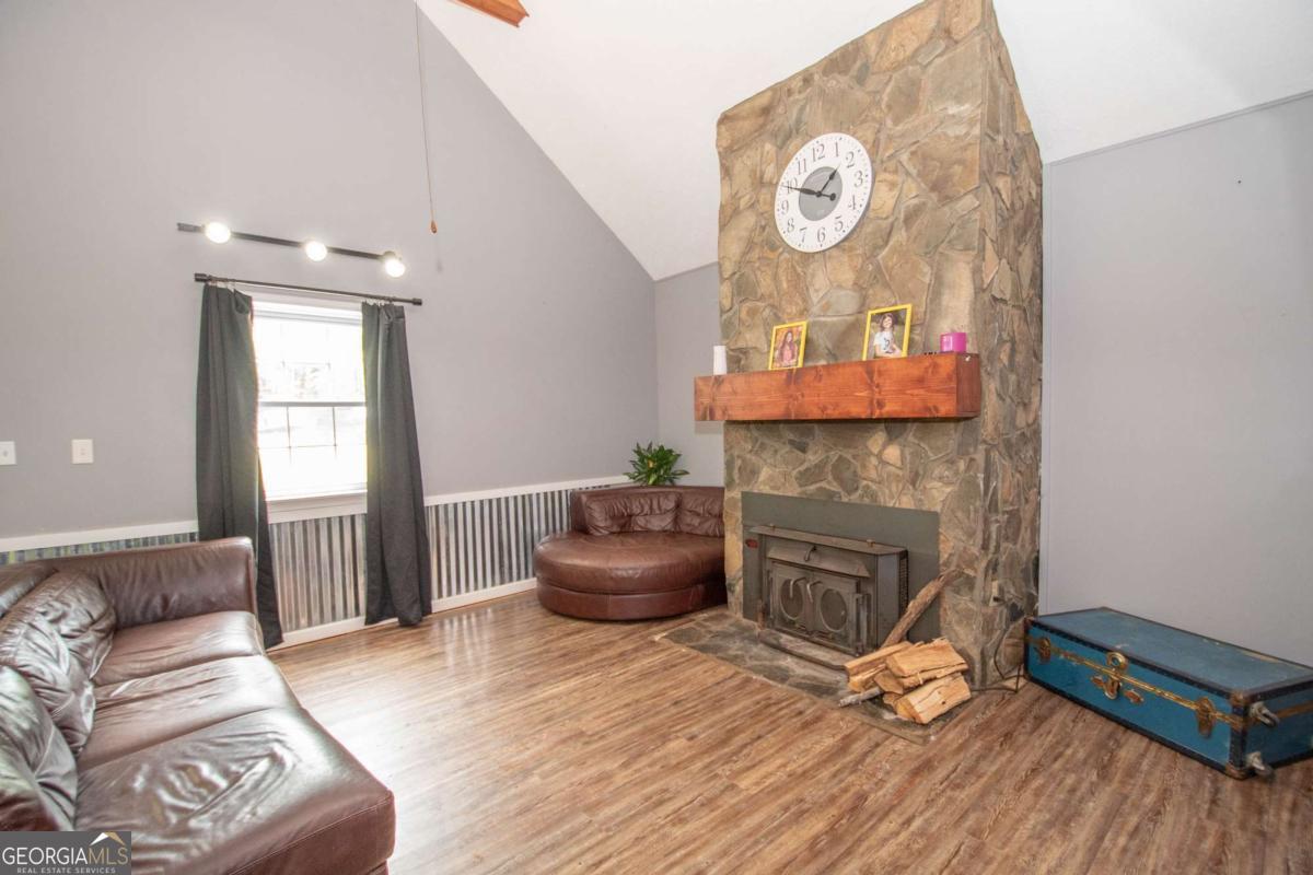 3414 Rock Mills Road Property Photo 7