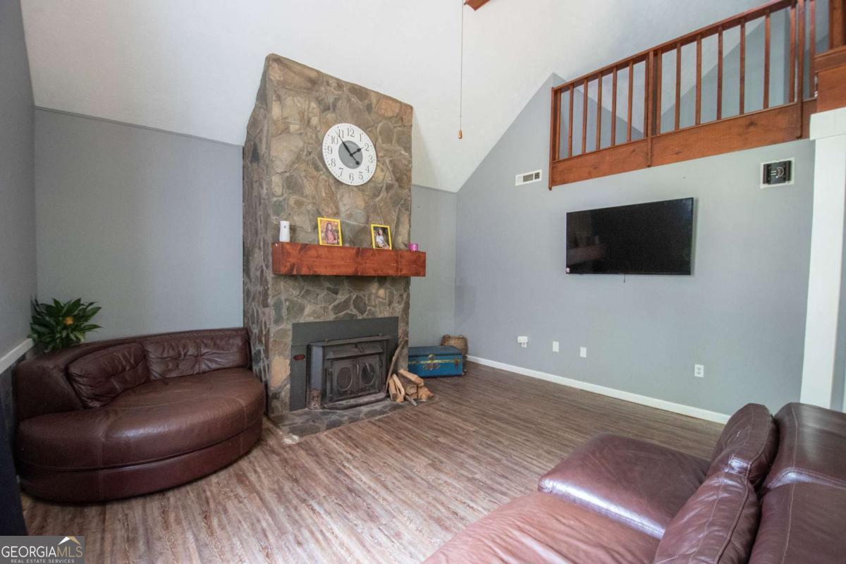 3414 Rock Mills Road Property Photo 8