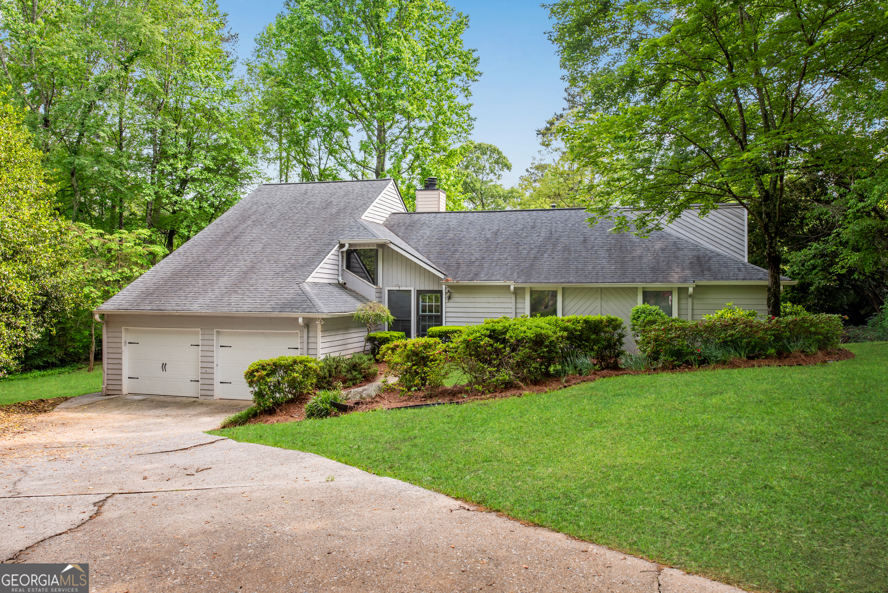 2100 Stone Hollow Court Property Photo 1