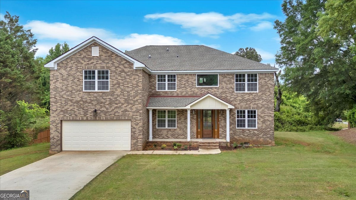 2 Saddlebrook Drive Property Photo 1