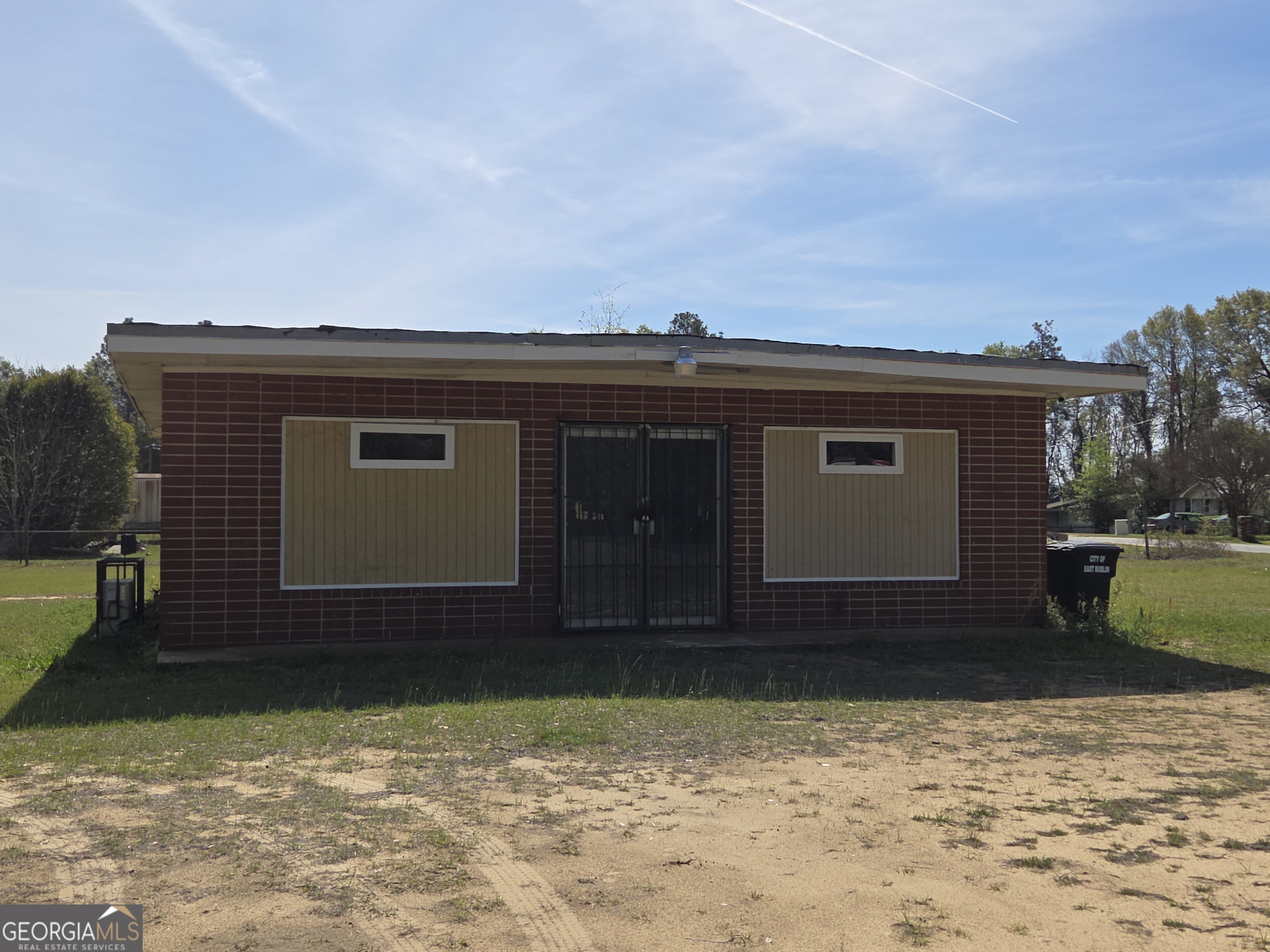 514 Oakwood Drive Property Photo 1