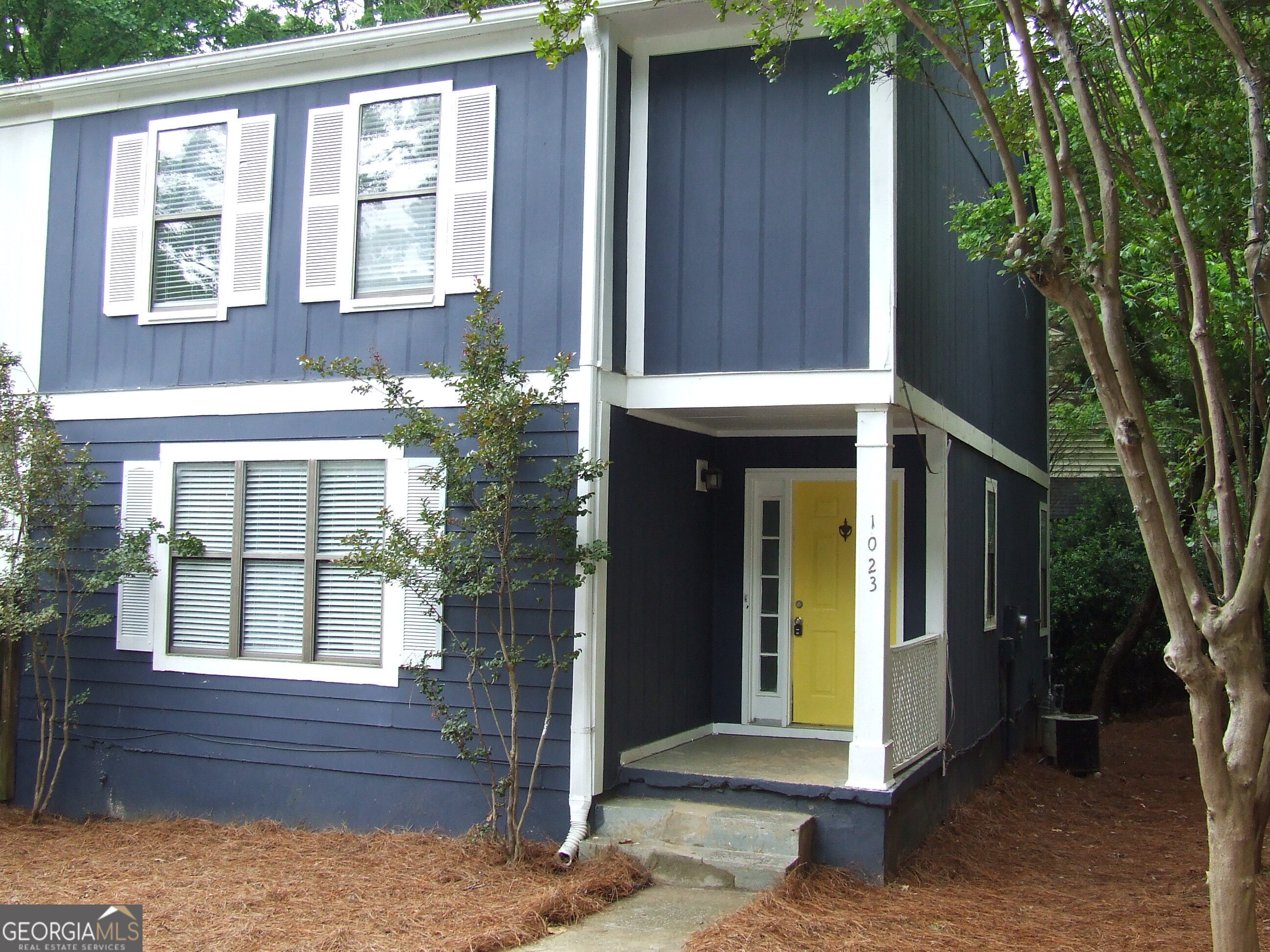 1023 Falling Water Drive Se Property Photo 1