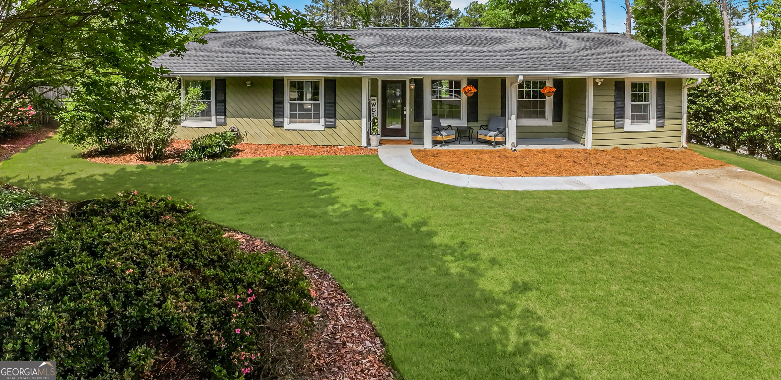 620 Clearbrook Court Property Photo 1