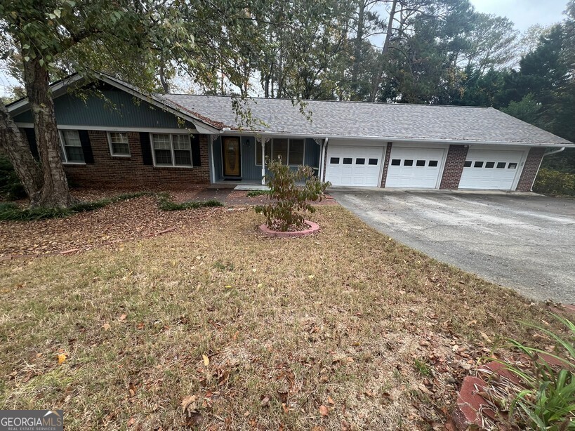 1329 Springwood Drive Nw Property Photo 1
