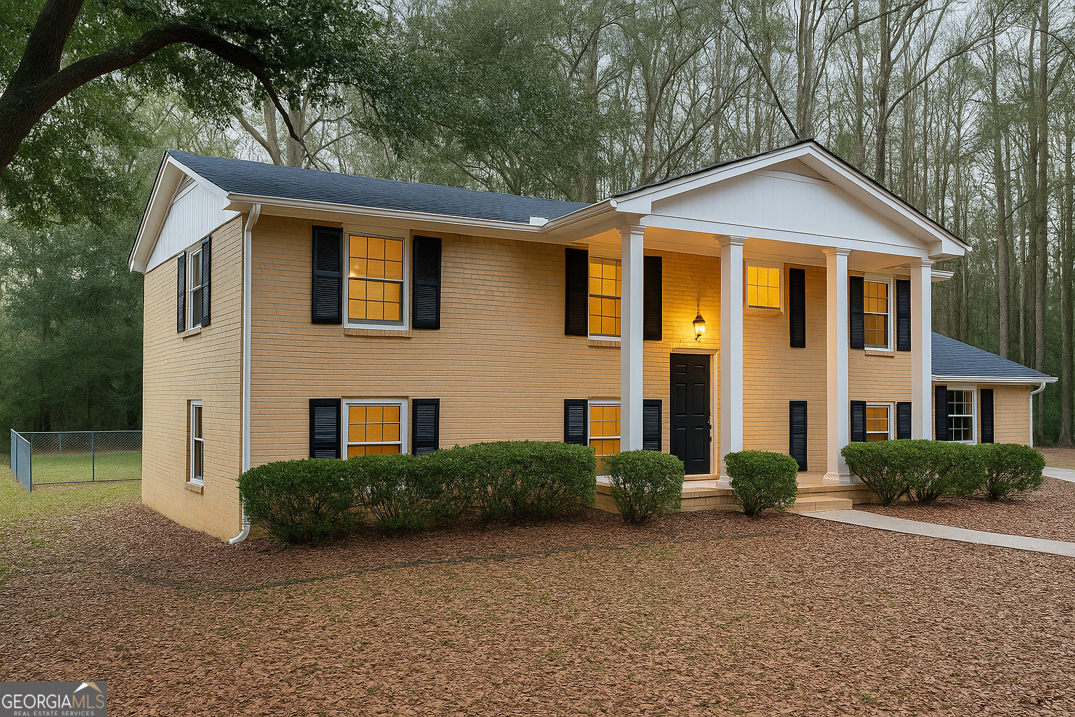 1607 Hillview Avenue Property Photo