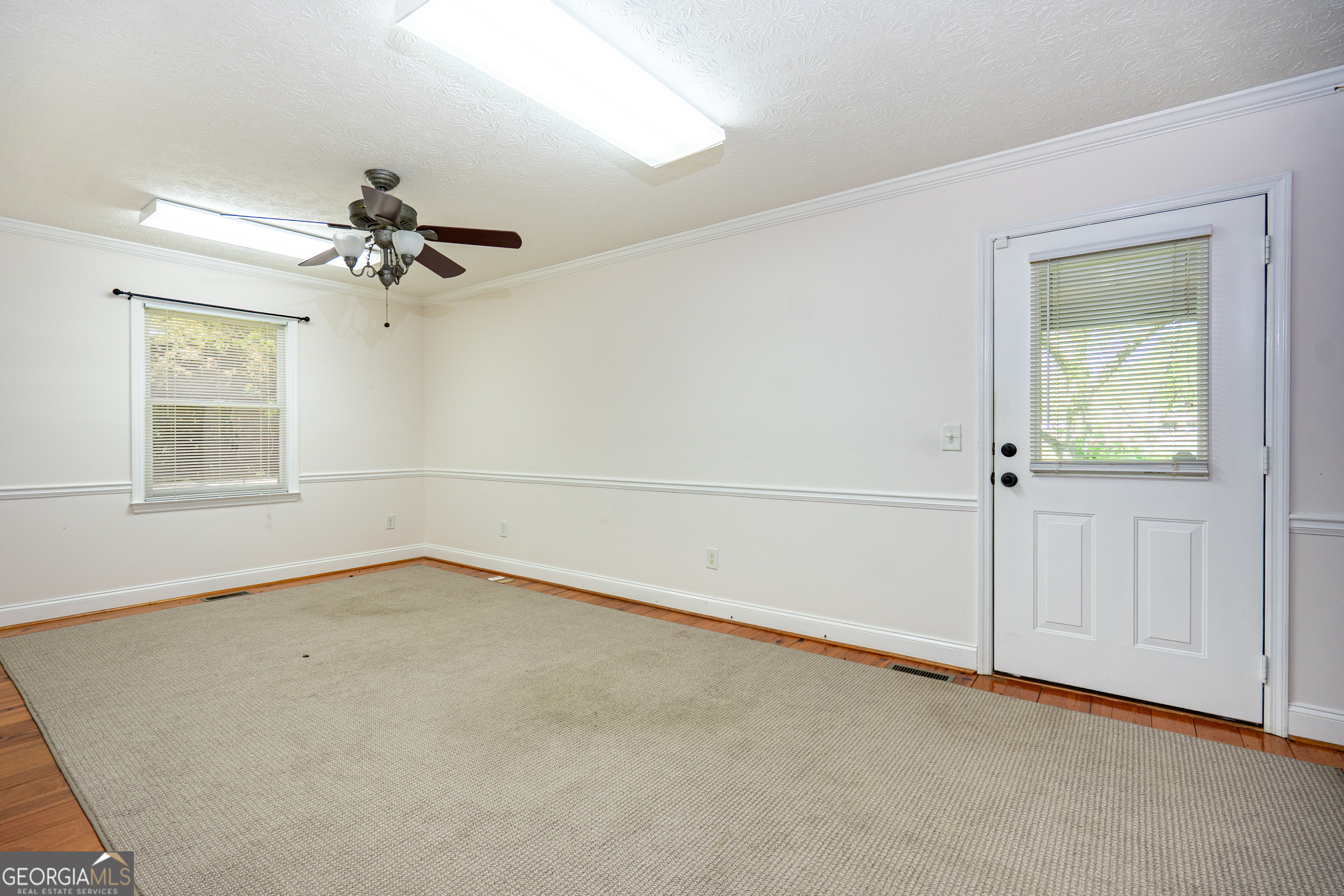 433 N Main Street Property Photo 29