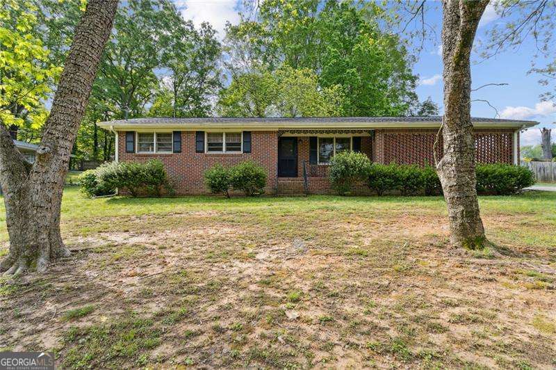 509 Woodland Lane Property Photo 1