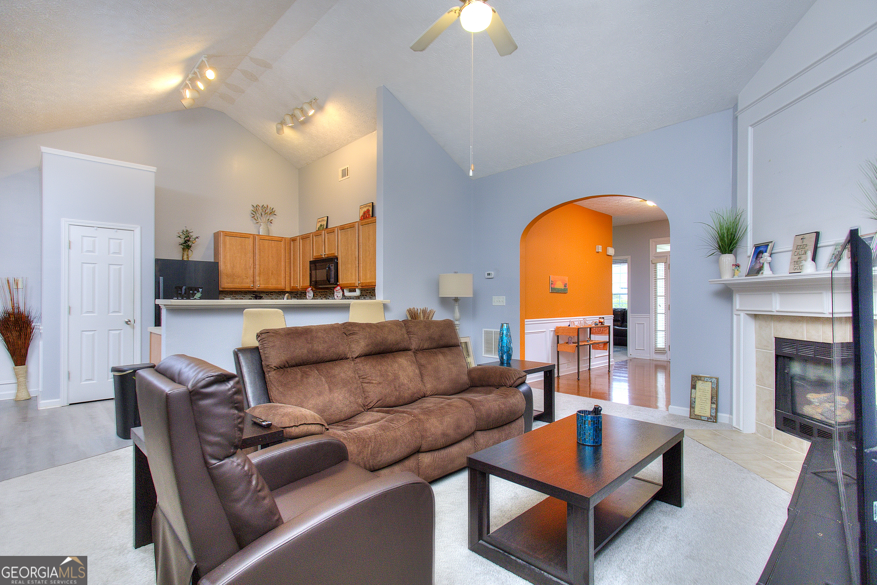 702 Brambling Way Property Photo 9