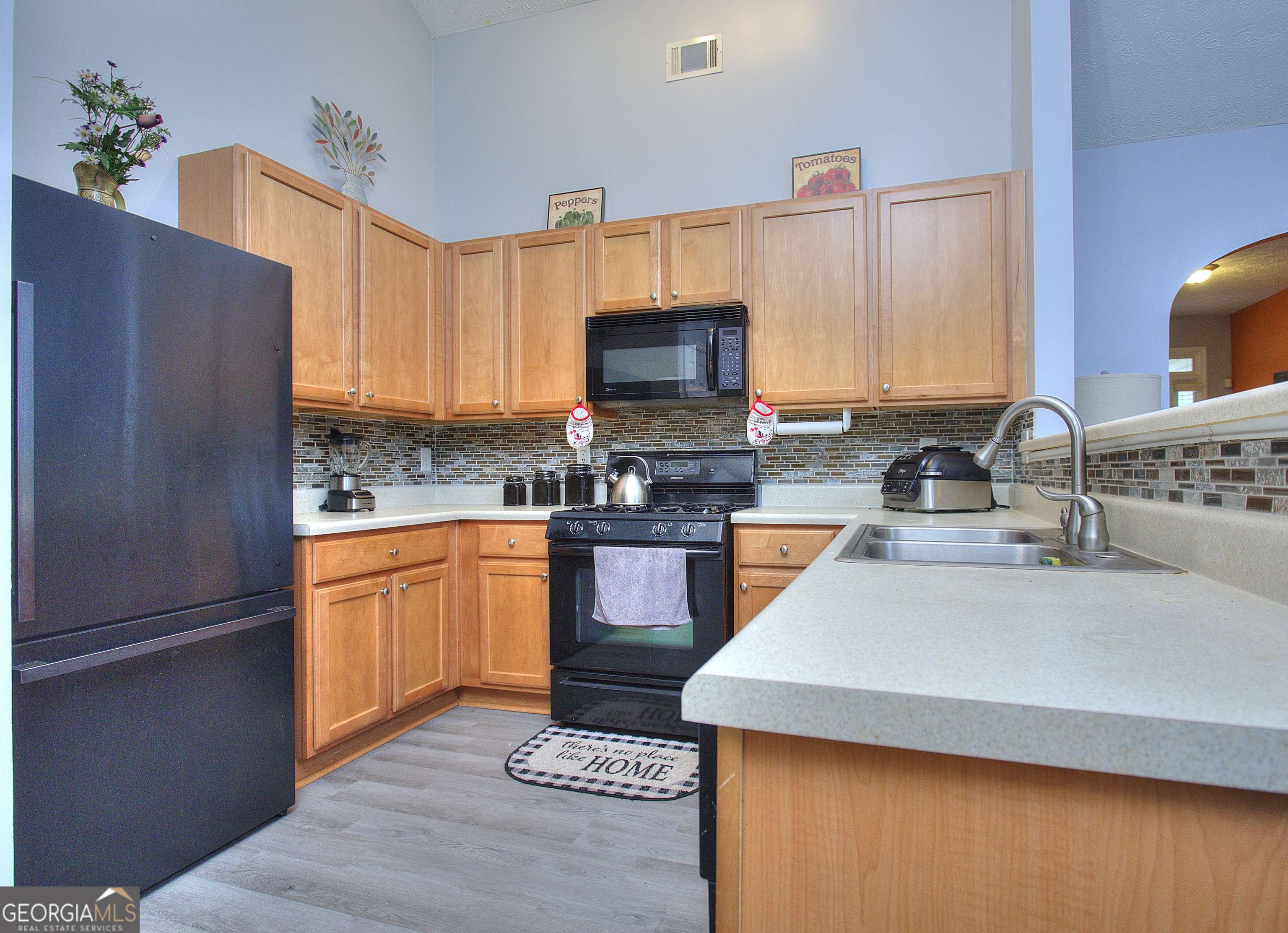 702 Brambling Way Property Photo 10