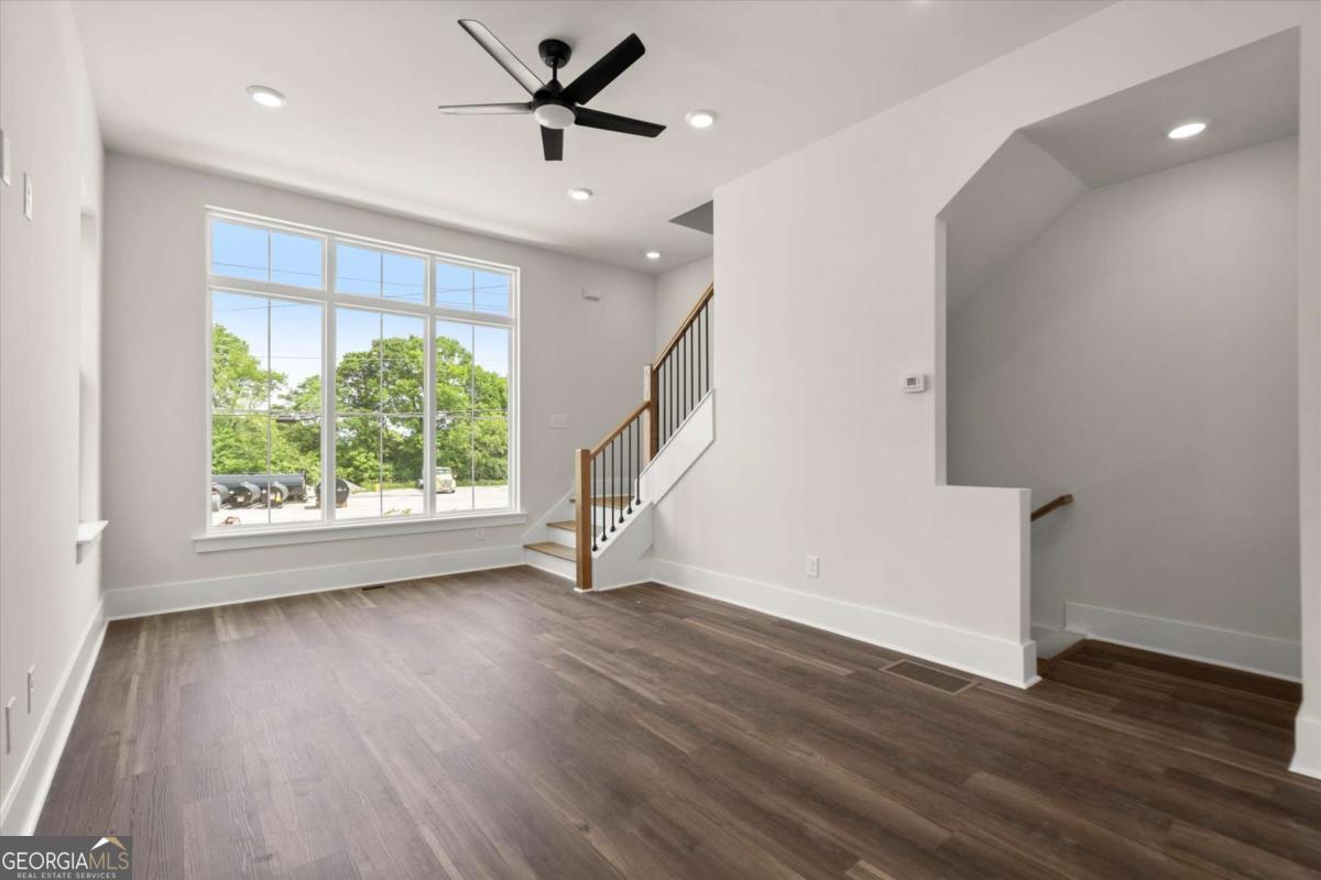 1122 W Marietta Street Nw Property Photo 11