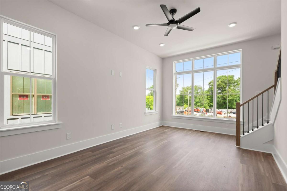 1122 W Marietta Street Nw Property Photo 12