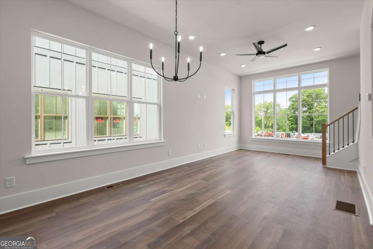 1122 W Marietta Street Nw Property Photo 16