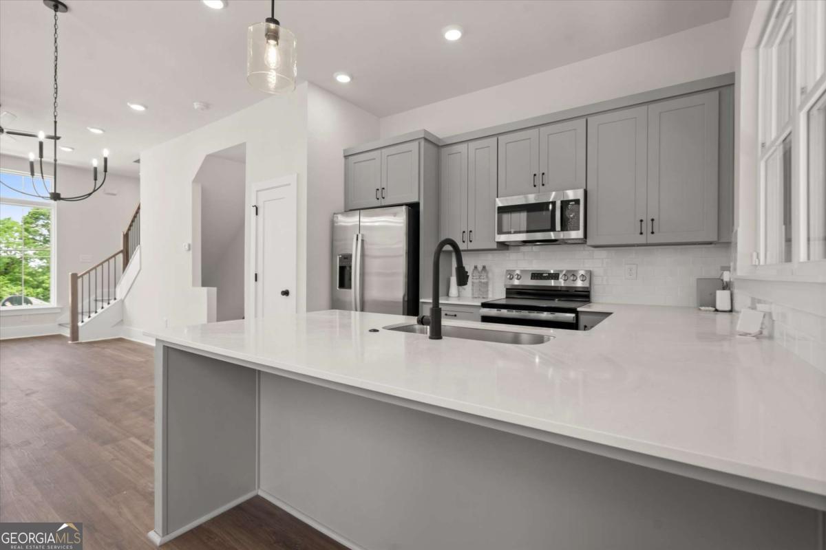 1122 W Marietta Street Nw Property Photo 17