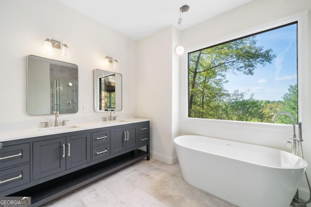 420 Martin Road Property Photo 12