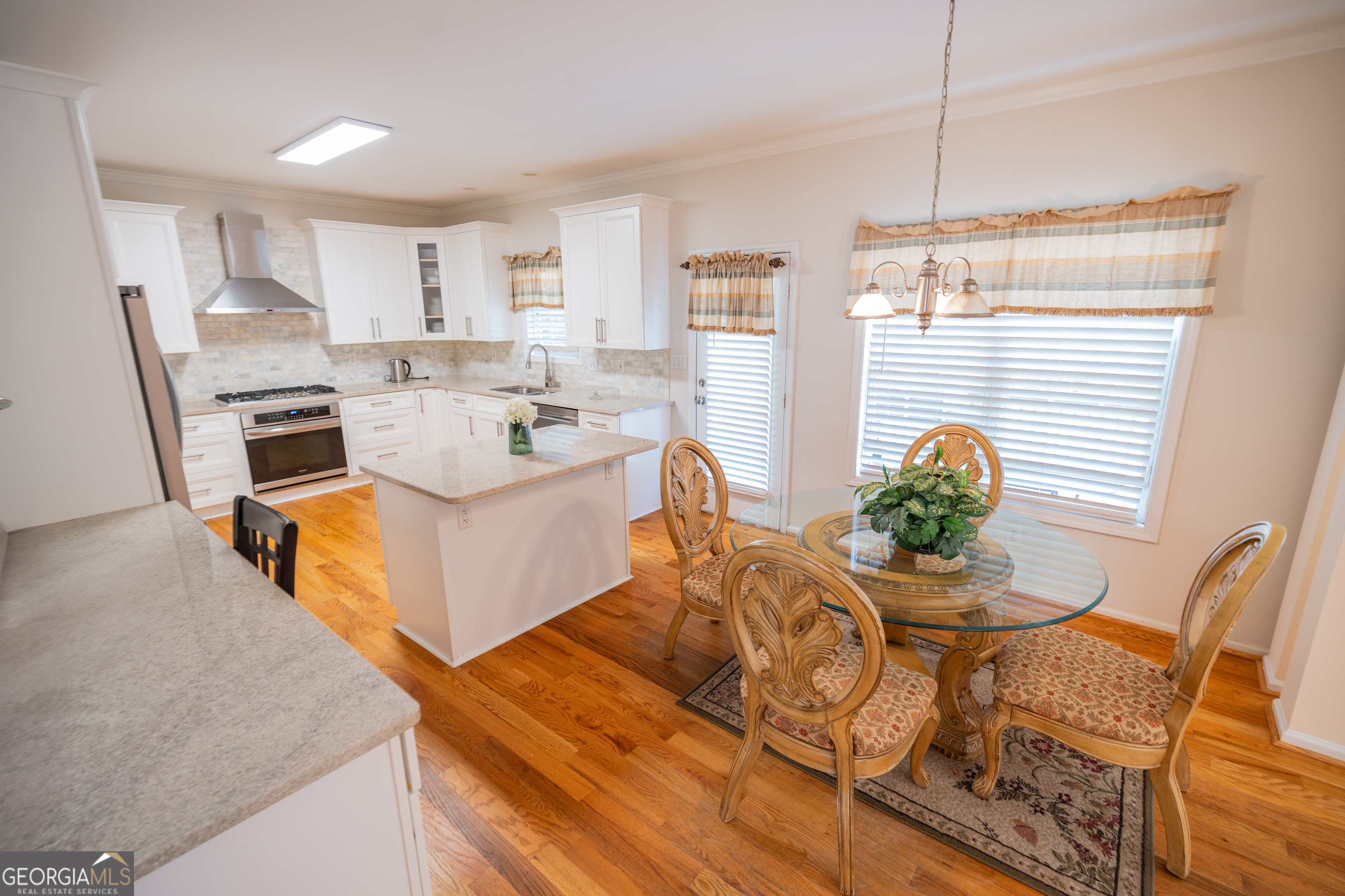 105 Kellens Court Property Photo 8