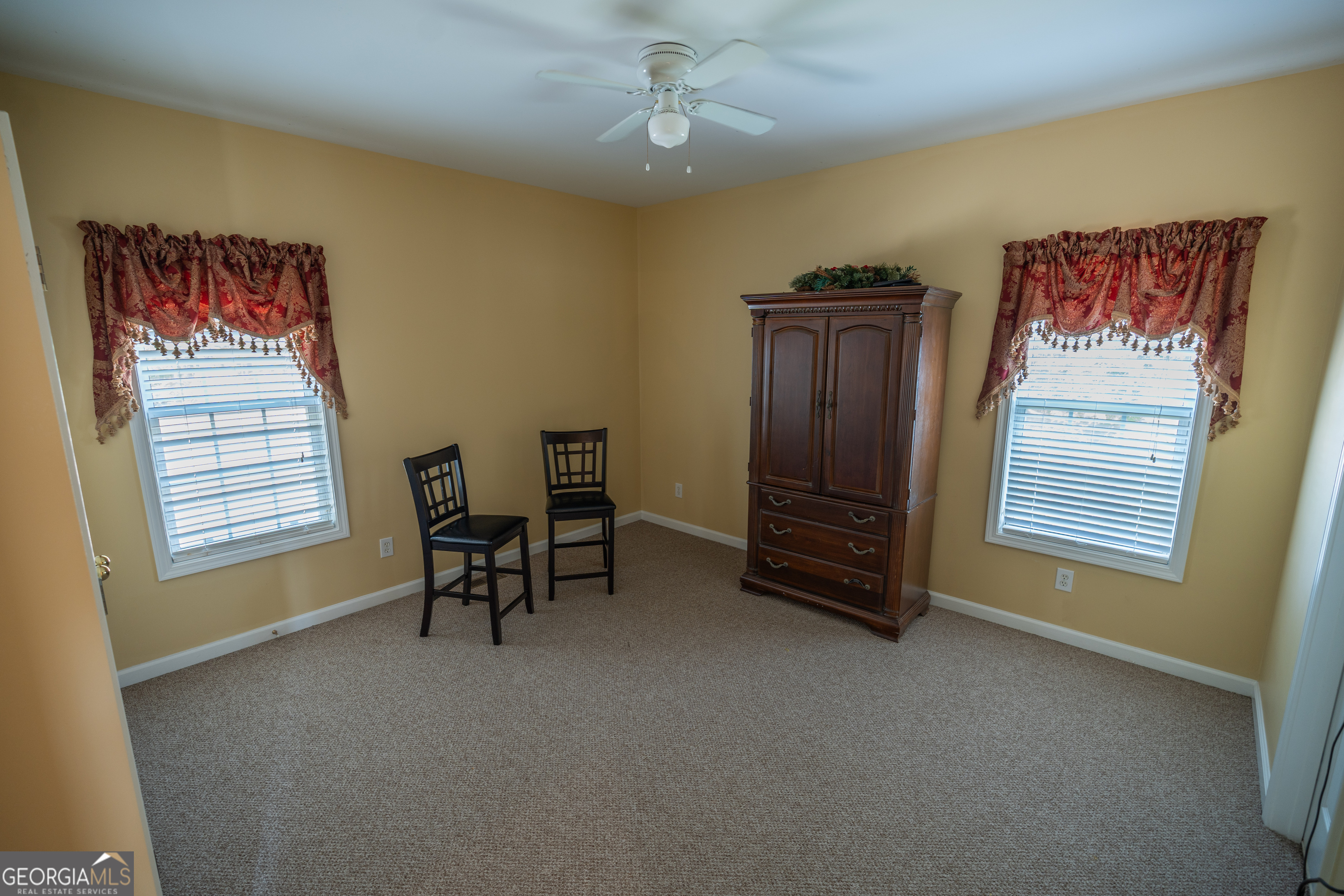 105 Kellens Court Property Photo 11