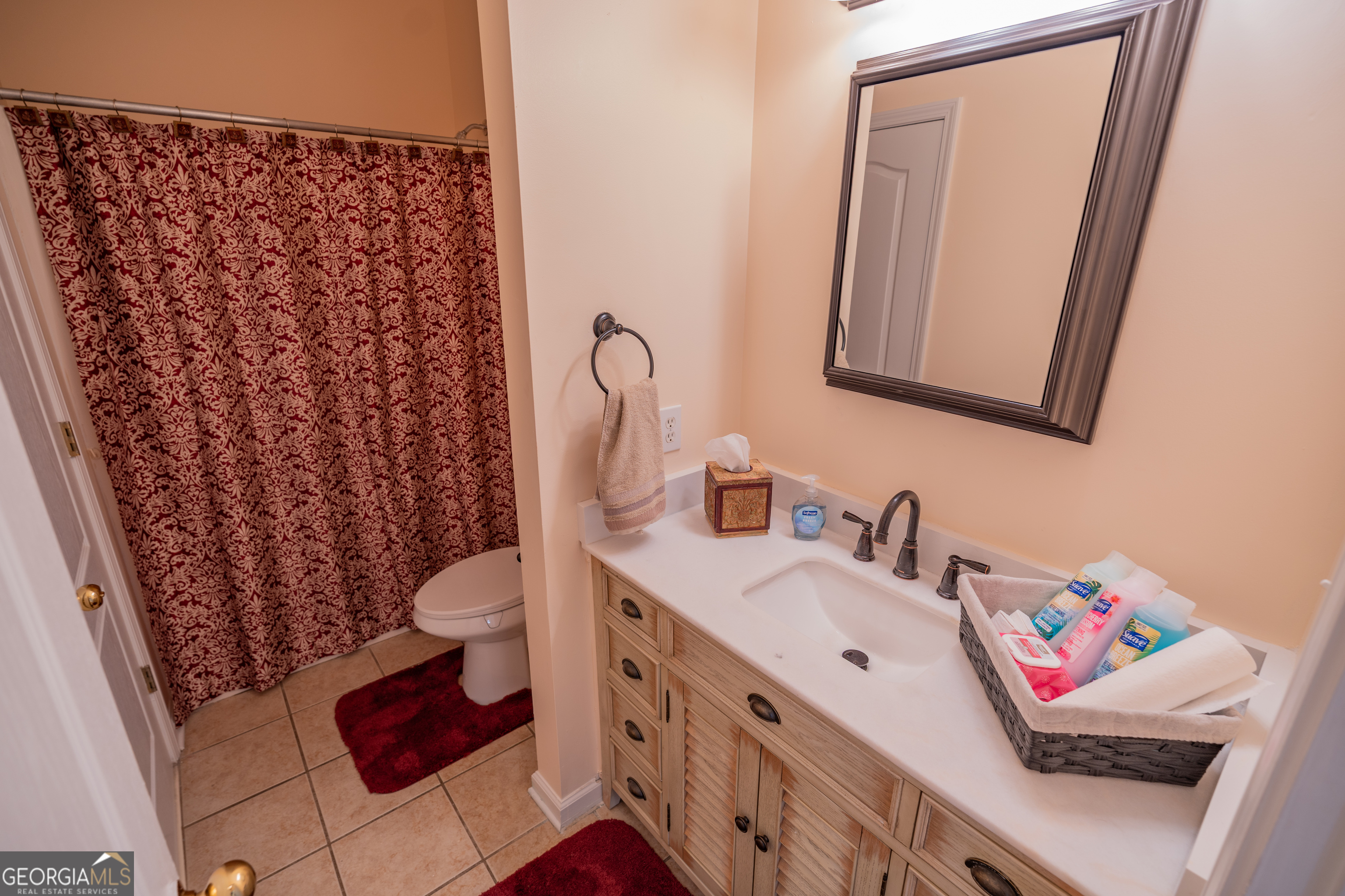 105 Kellens Court Property Photo 12