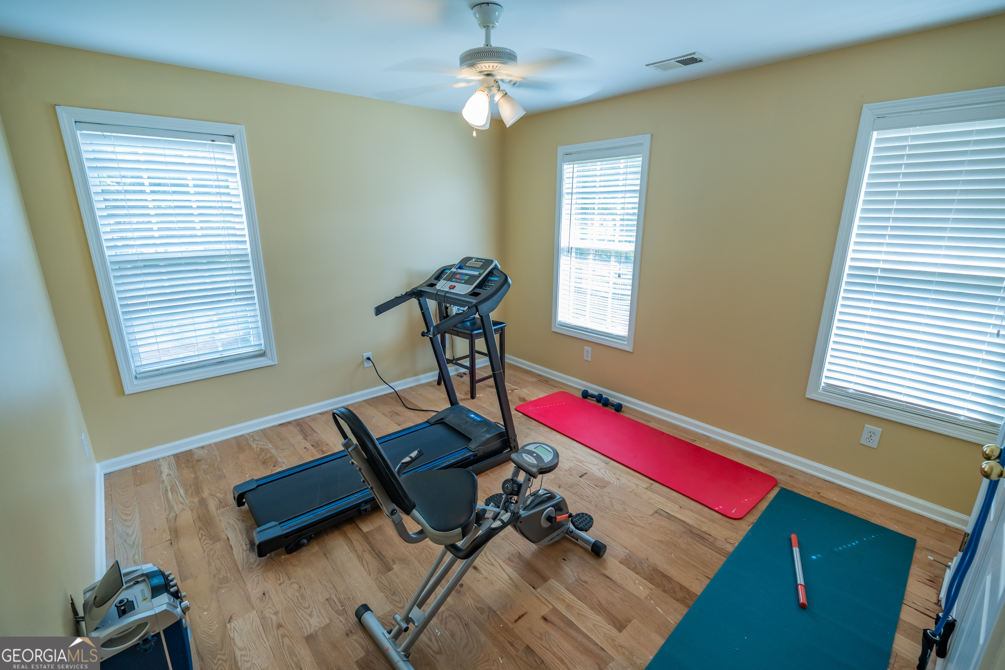 105 Kellens Court Property Photo 23