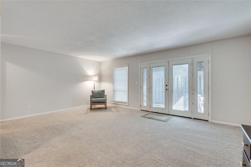 6851 Roswell Road # H1 Property Photo 1