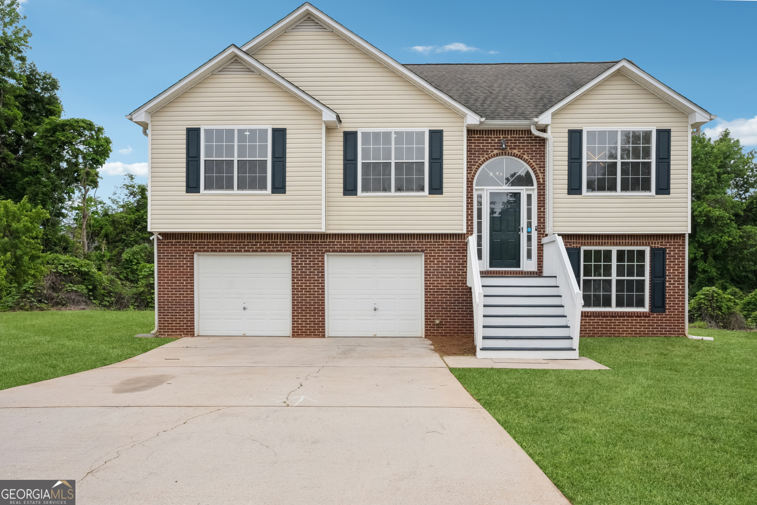 5447 Lauren Cove Property Photo 1