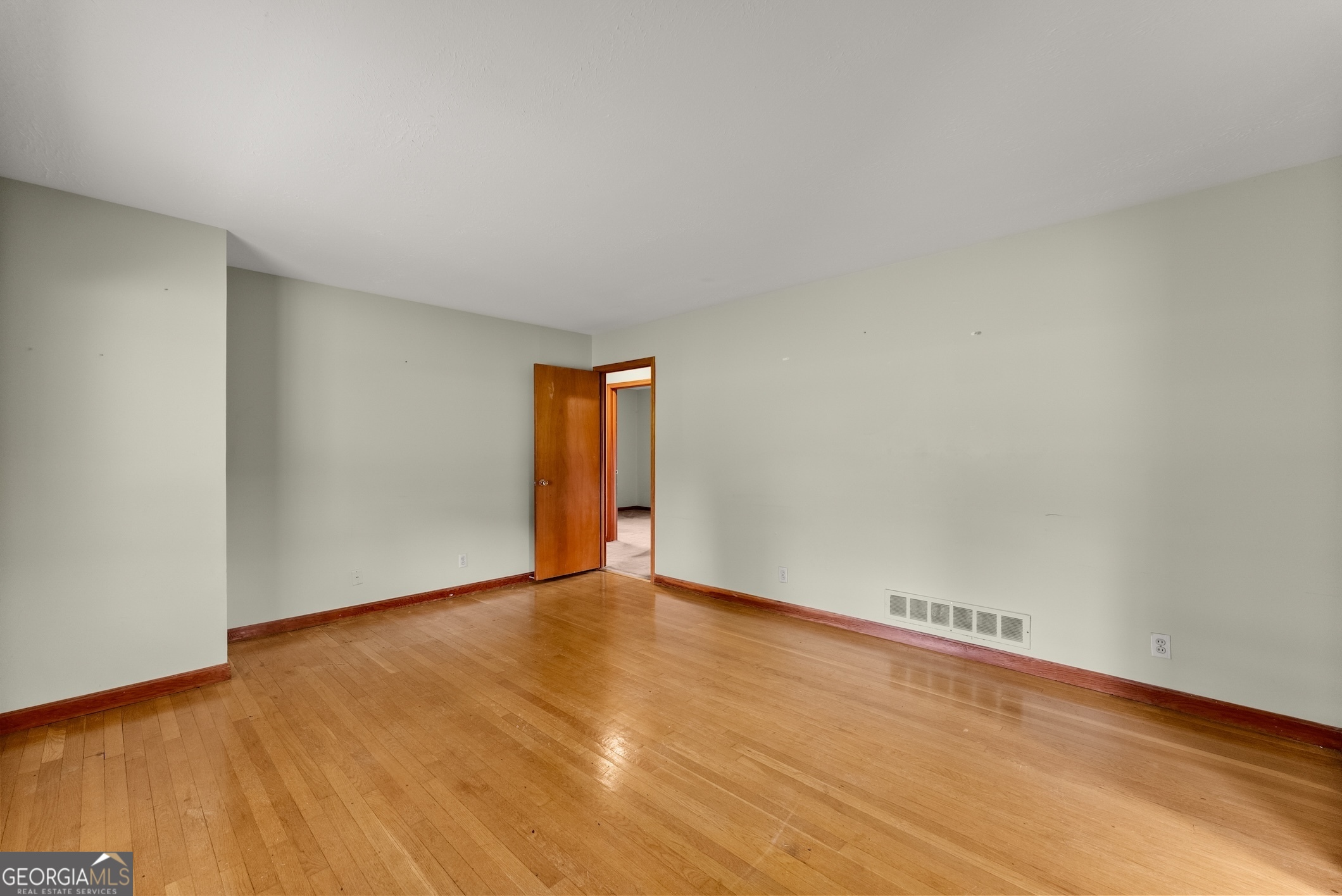 2626 Little River Park Road Property Photo 8