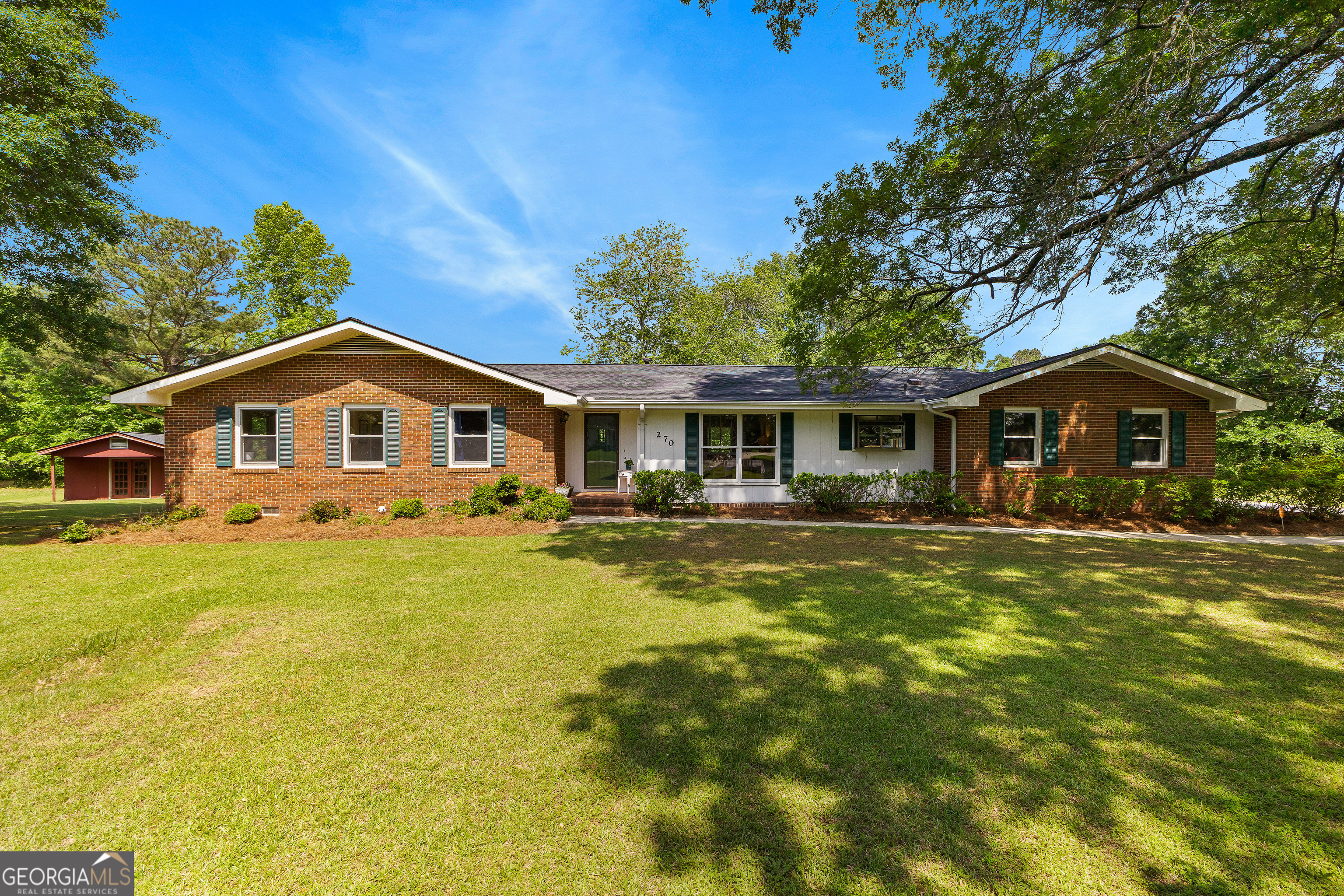 270 Lake Circle Property Photo 1