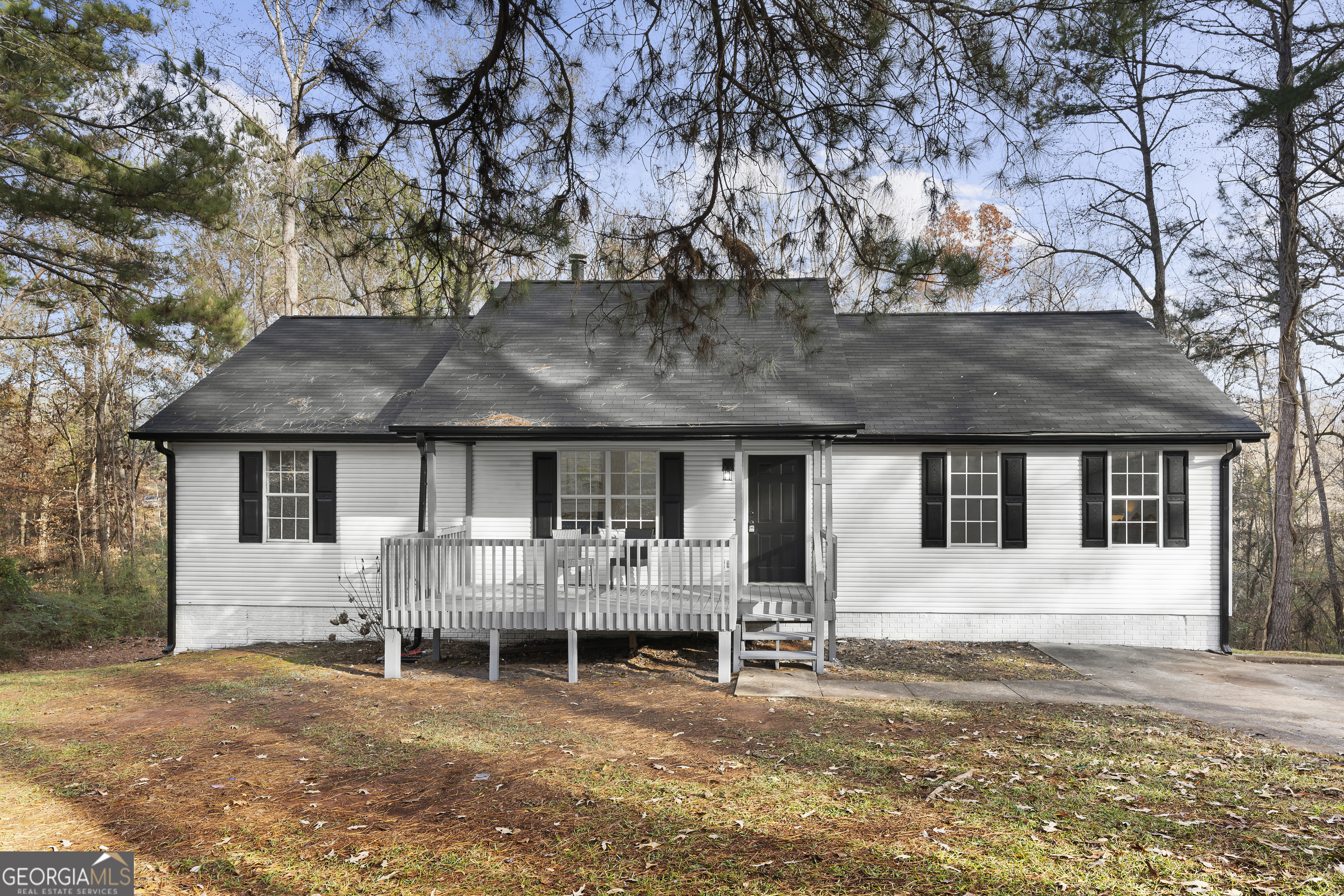 247 Mandy Court Property Photo 1